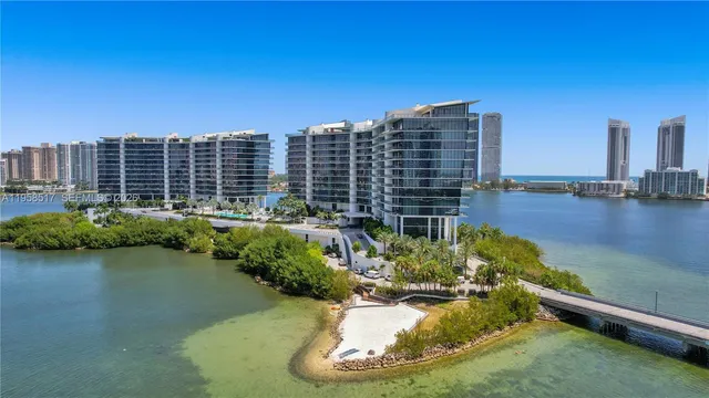 3-bedroom home at 5500 Island Estates Dr 802 #802, Aventura