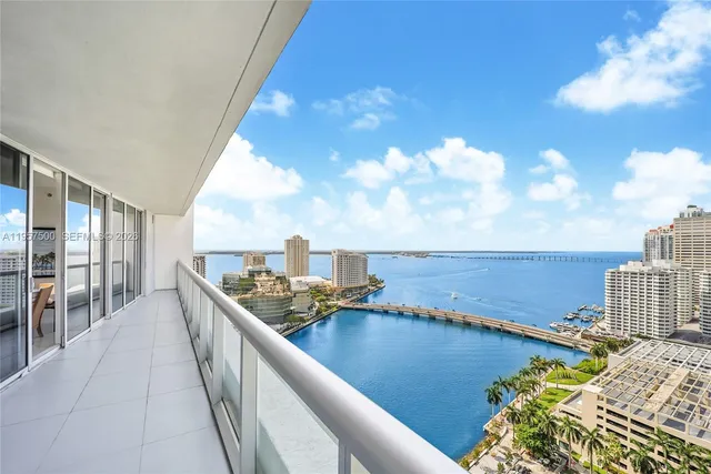 2-bedroom home at 495 Brickell Avenue #2303, Miami