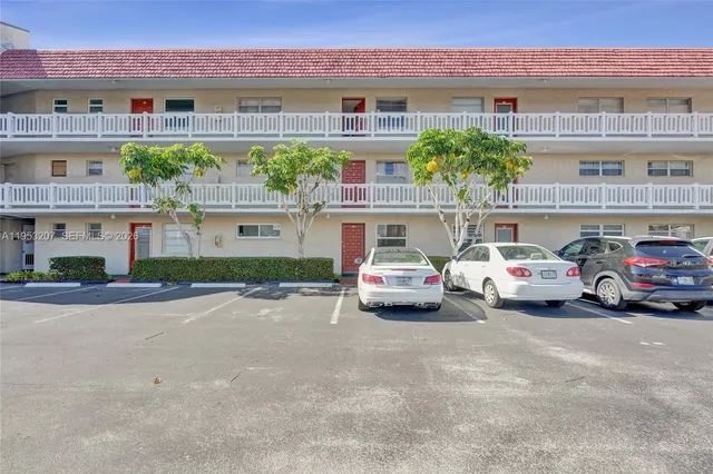 2-bedroom home at 3511 E Inverrary Drive #107, Lauderhill