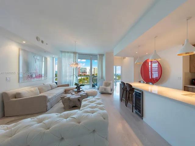 2-bedroom home at 50 S Pointe Drive #707, Miami Beach