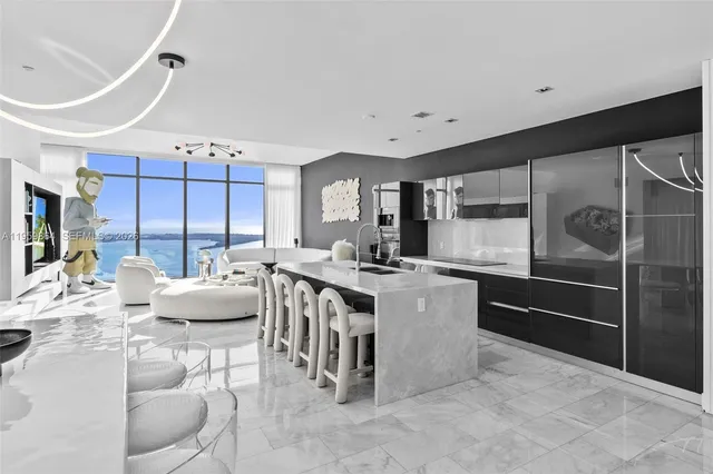 3-bedroom home at 1451 Brickell Avenue #4401, Miami
