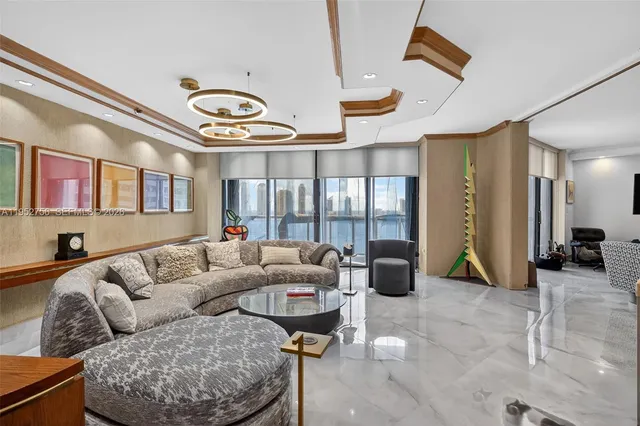4-bedroom home at 4000 Island Boulevard #2602, Aventura
