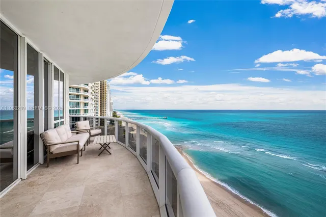 3-bedroom home at 16001 Collins Avenue #1201, Sunny Isles Beach