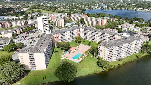 1-bedroom home at 1750 NE 191st Street #5071, Miami