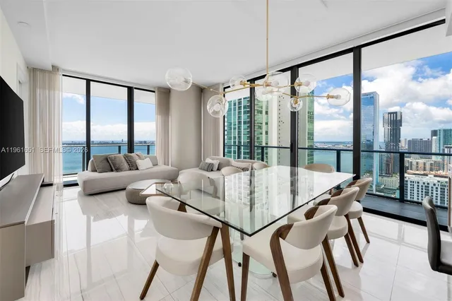 4-bedroom home at 480 NE 31st Street #3401, Miami