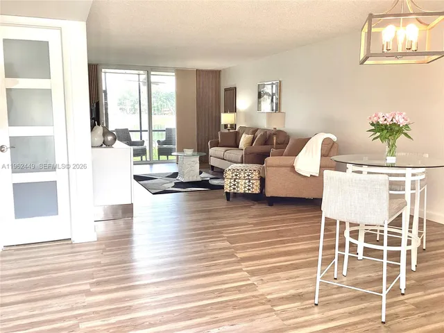 1-bedroom home at 9423 S Hollybrook Lake Drive #106, Pembroke Pines