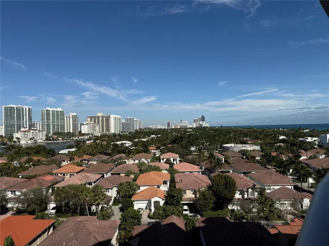 1-bedroom home at 19370 Collins Avenue #1022, Sunny Isles Beach