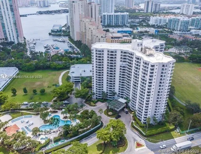 2-bedroom home at 3300 NE 191st Street #1807, Aventura