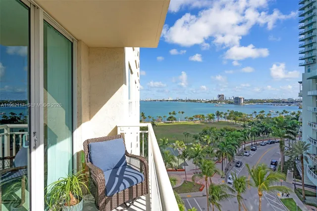 2-bedroom home at 2000 N Bayshore Drive #909, Miami