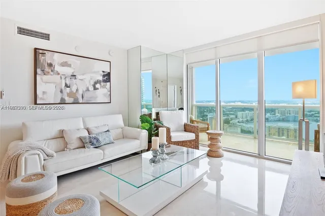 3-bedroom home at 1800 S Ocean Drive #3608, Hallandale Beach