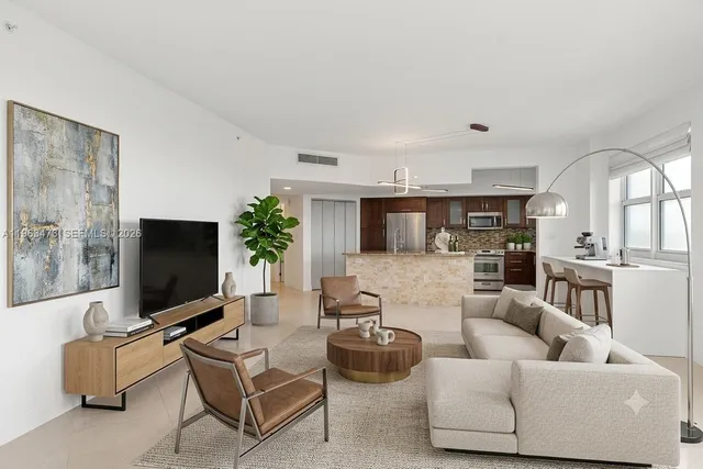3-bedroom home at 20000 E Country Club Drive #716, Aventura