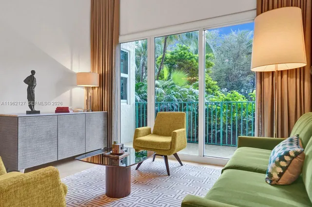 2-bedroom home at 20000 E Country Club Drive #112, Aventura