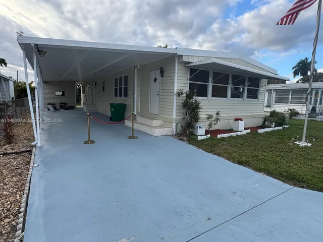 2-bedroom home at 1721 SW 84th Avenue, Davie