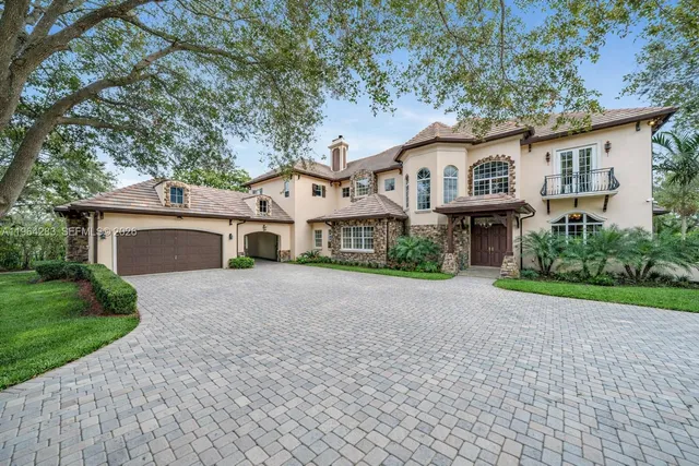 8-bedroom home at 12270 SW 45th Street, Miami