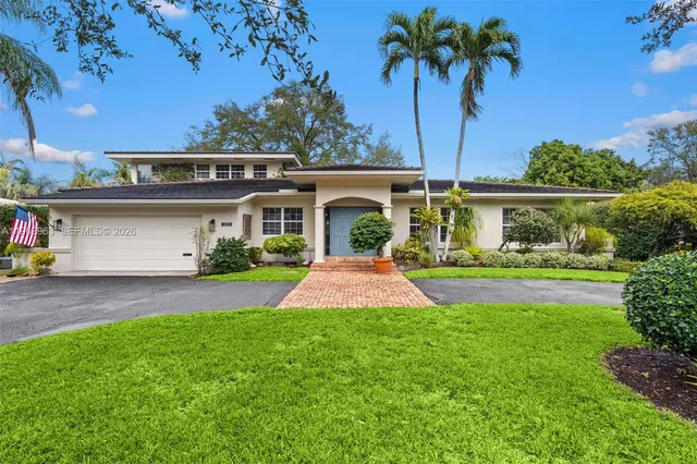 4-bedroom home at 1255 Algardi Avenue, Coral Gables