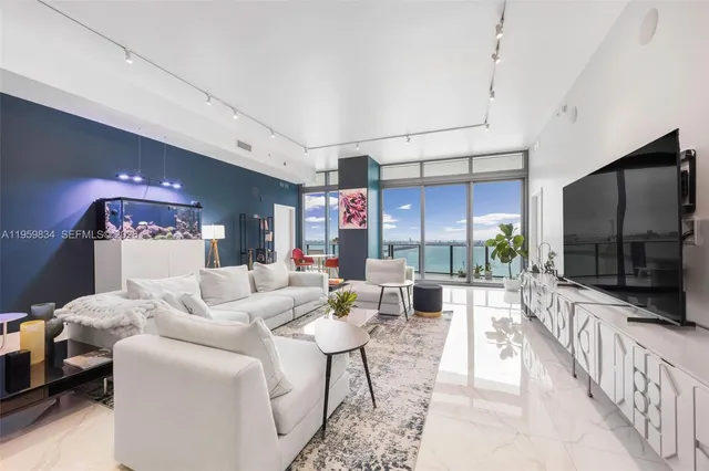 5-bedroom home at 460 NE 28th Street #4002, Miami