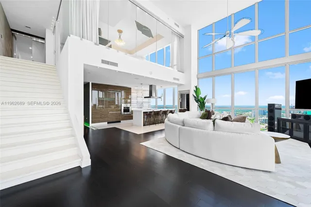 4-bedroom home at 1100 Biscayne Boulevard #5706, Miami