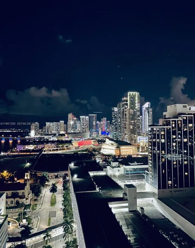 1-bedroom home at 1750 N Bayshore Drive #2710, Miami