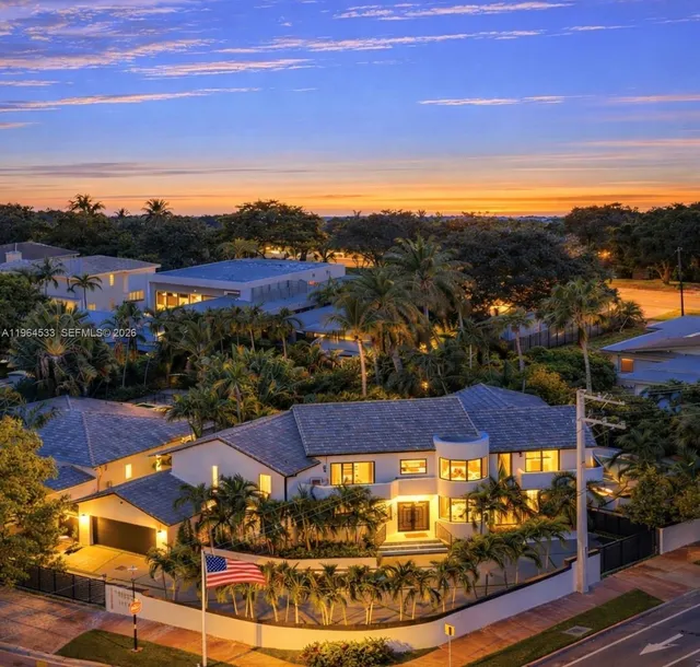 4-bedroom home at 6180 Pine Tree Drive, Miami Beach