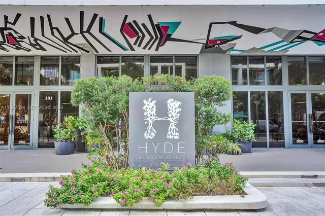 1-bedroom home at 121 NE 34th Street #1705, Miami