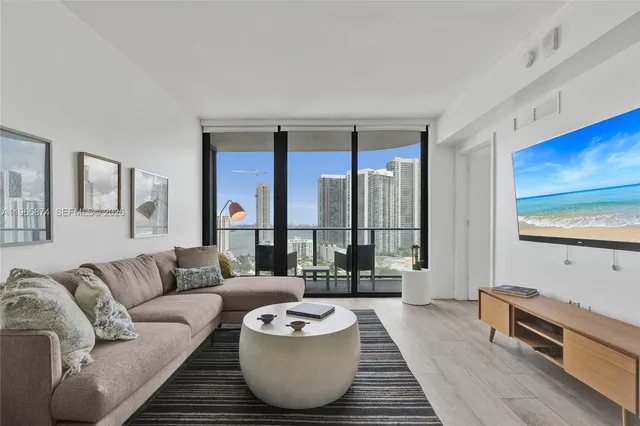 1-bedroom home at 121 NE 34th Street #2205, Miami