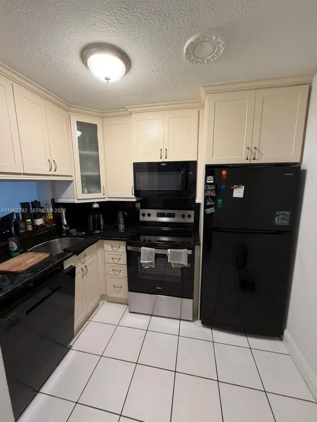 1-bedroom home at 488 NW 165th St Road #B614, Miami