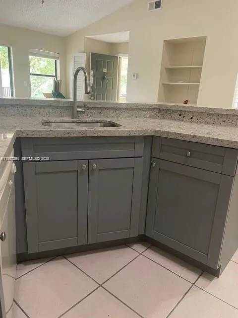 2-bedroom home at 9999 Summerbreeze Drive #1105, Sunrise