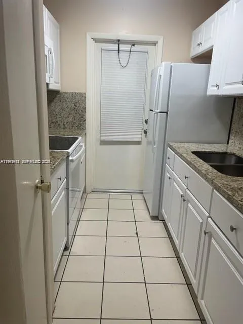 1-bedroom home at 1450 Atlantic Shores Boulevard #304, Hallandale Beach