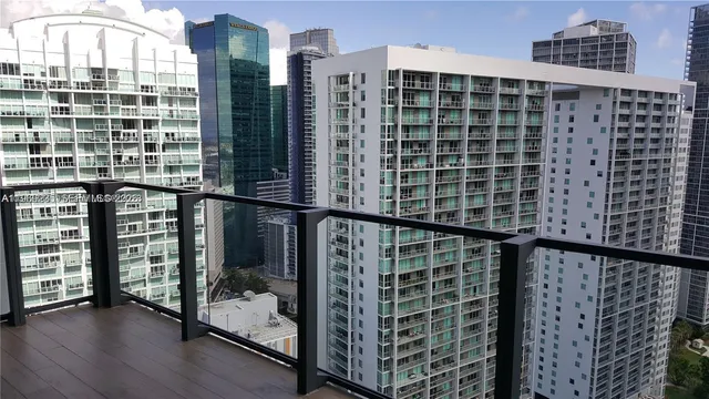 1-bedroom home at 68 SE 6th Street #3305, Miami