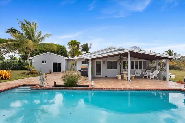 4-bedroom home at 25900 SW 182nd Avenue, Homestead