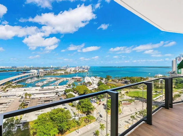 2-bedroom home at 398 NE 5th Street #3811, Miami