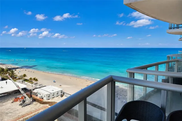 1-bedroom home at 18683 Collins Avenue #1404, Sunny Isles Beach