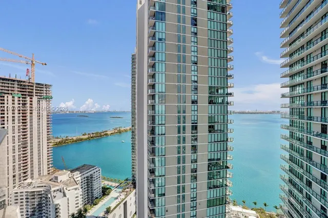 3-bedroom home at 501 NE 31st Street #3306, Miami