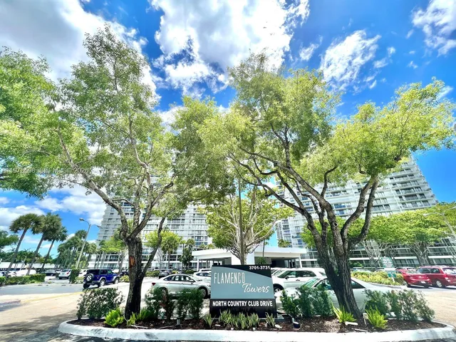 2-bedroom home at 3731 N Country Club Drive #1124, Aventura