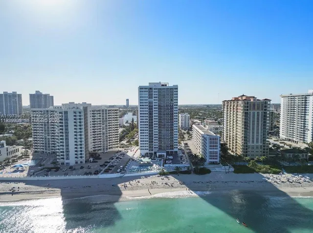2-bedroom home at 3140 S Ocean Drive #1812, Hallandale Beach