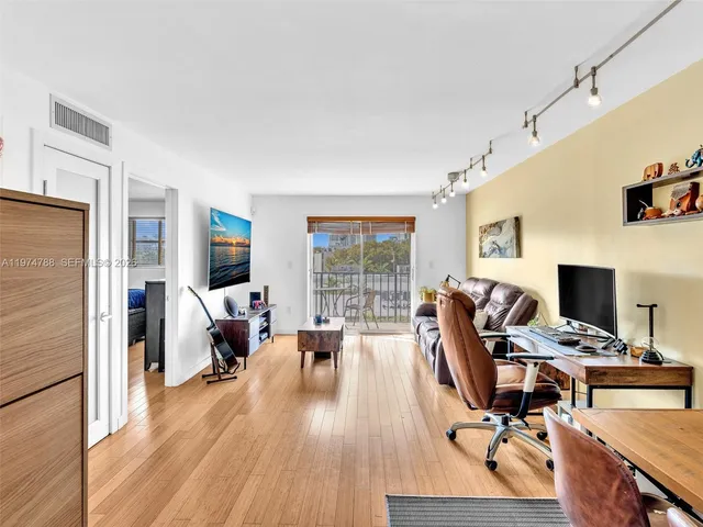 1-bedroom home at 1236 Alton Road #402, Miami Beach