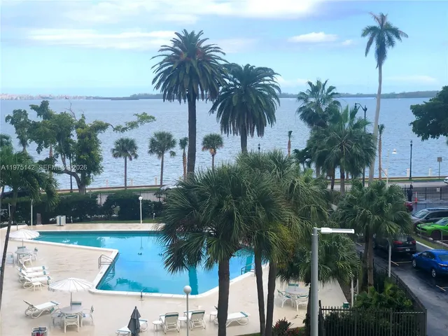 1-bedroom home at 1408 Brickell Bay Drive #404, Miami