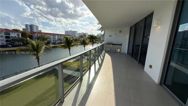 3-bedroom home at 3250 NE 188th Street #204, Aventura