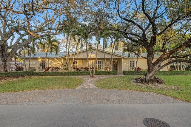 5-bedroom home at 15401 SW 81 Avenue, Palmetto Bay