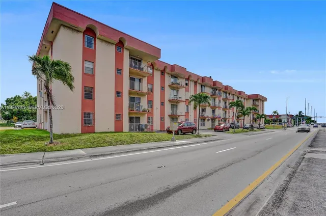 2-bedroom home at 6820 W Flagler Street #207, Miami