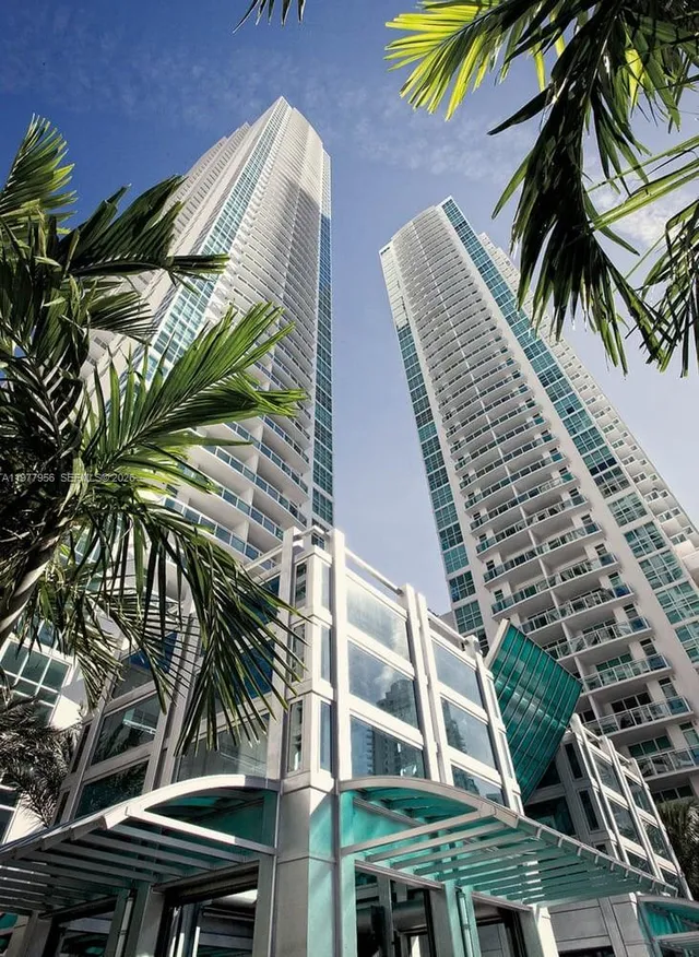 2-bedroom home at 950 Brickell Bay Drive #1107, Miami