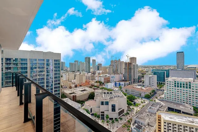 3-bedroom home at 398 NE 5th Street #2418, Miami