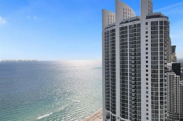 2-bedroom home at 18201 Collins Avenue #1202, Sunny Isles Beach