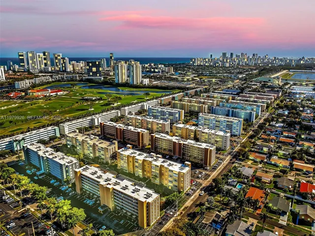 1-bedroom home at 610 NE 12th Avenue #203, Hallandale Beach