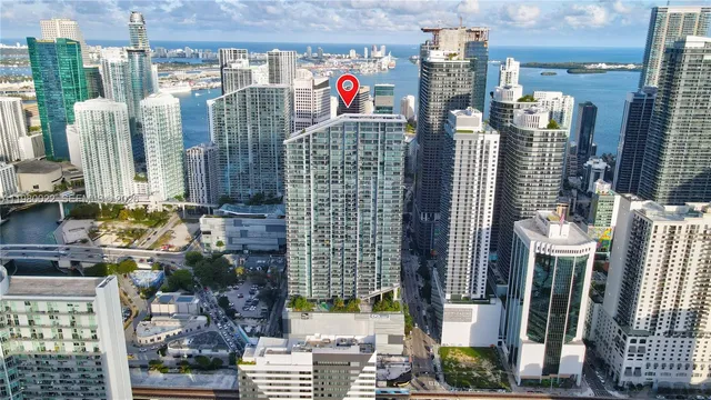 1-bedroom home at 88 SW 7th Street #2706, Miami