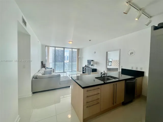 2-bedroom home at 1111 SW 1st Avenue #3223, Miami