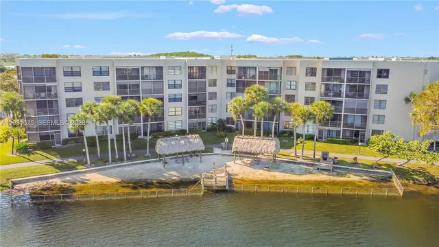 2-bedroom home at 1100 Colony Point Circle #201, Pembroke Pines
