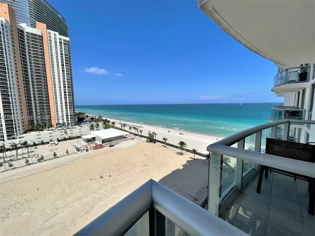 1-bedroom home at 18683 Collins Avenue #1206, Sunny Isles Beach
