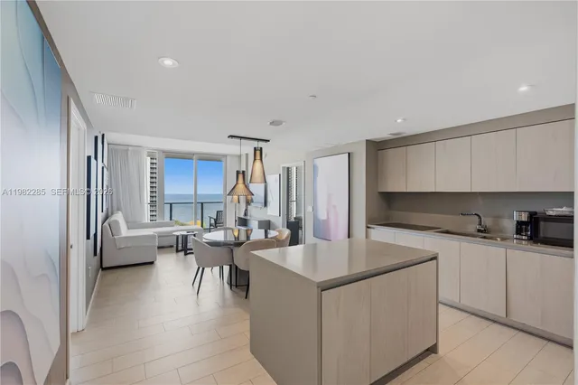 2-bedroom home at 4010 S Ocean Drive #R2005, Hollywood
