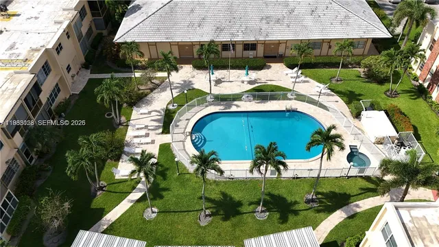 1-bedroom home at 851 NE 14th Avenue #414, Hallandale Beach